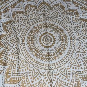 Good and white tapestry